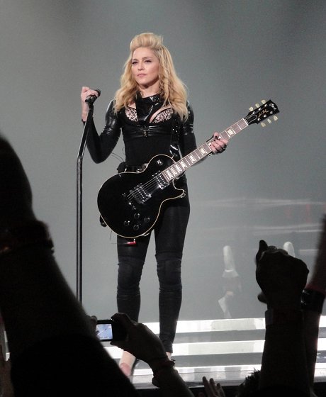 madonnalicious: A look inside the MDNA Yankee Stadium