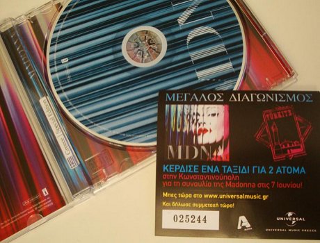  MADONNA - MDNA NIGHTLIFE Edition Remixes 2 x Coloured Vinyl -  auction details